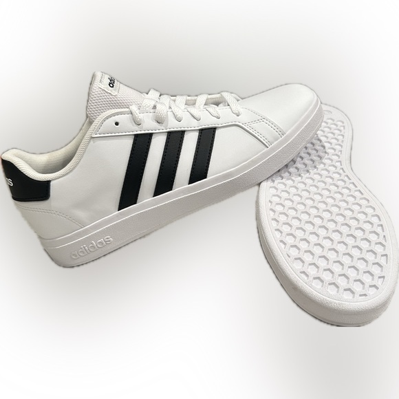 Adidas Grand Court - Picture 2 of 8